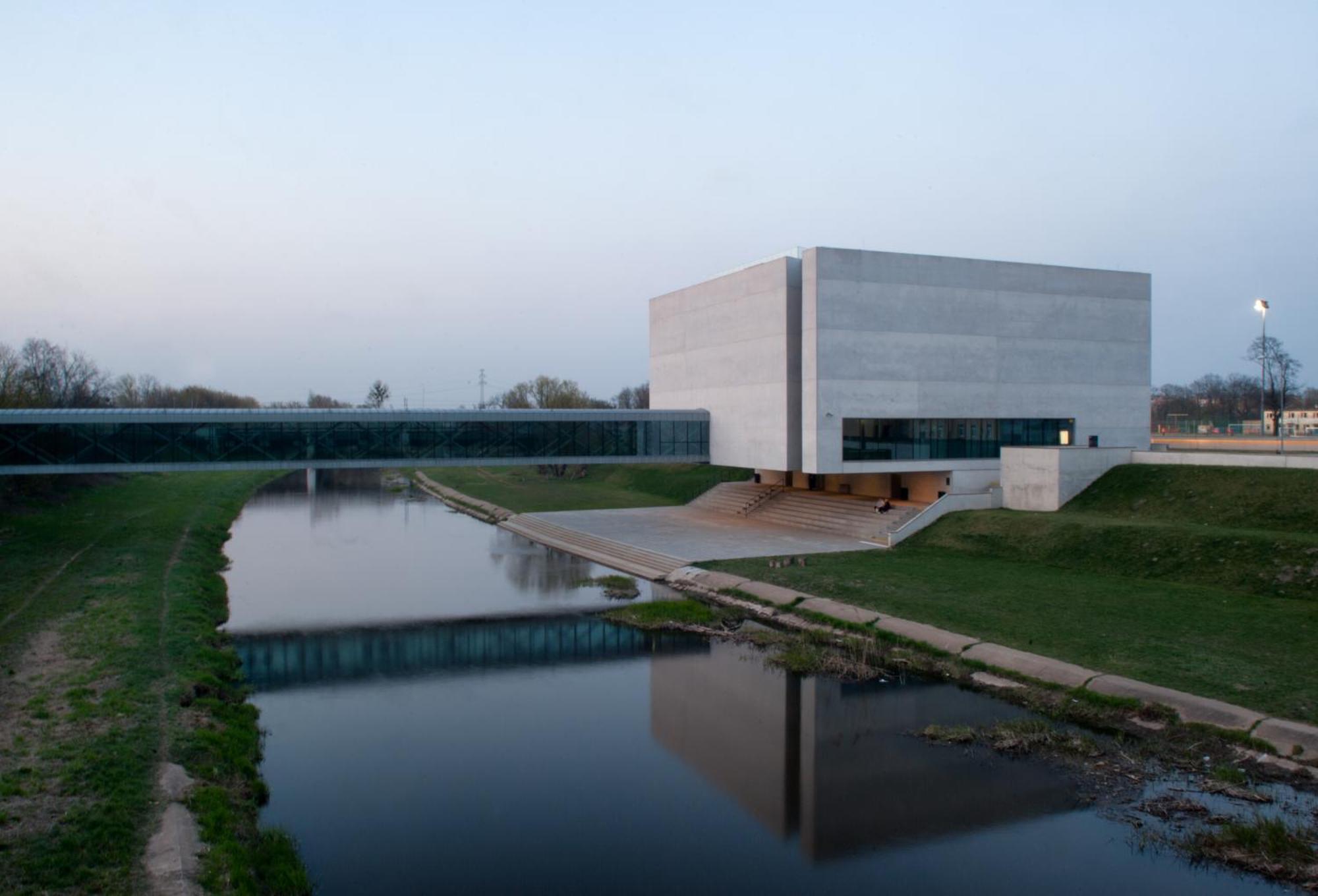 Studio In The Center Poznań Exteriör bild